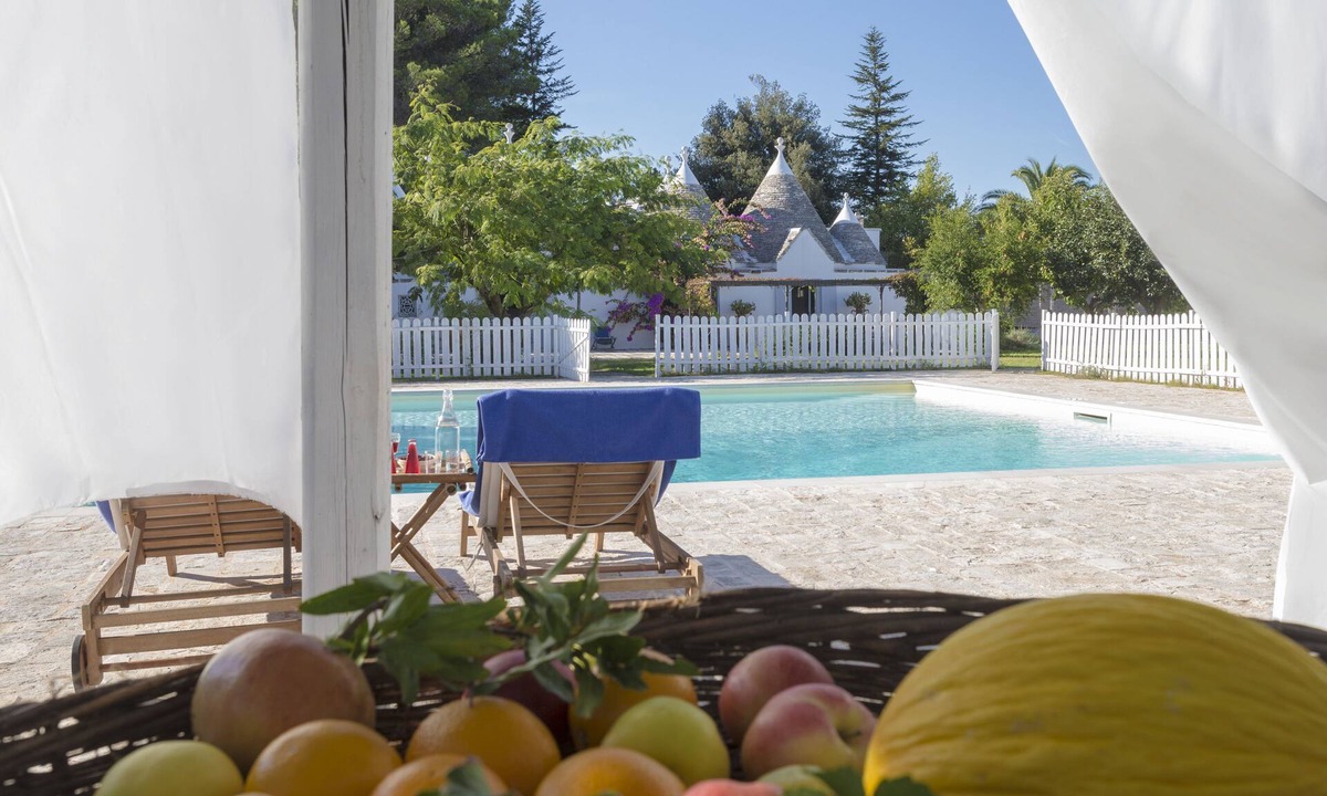 Martina Franca Villa | Trullo Fumarola. Large Pool + Garden. Safe for Kids. Great Location.