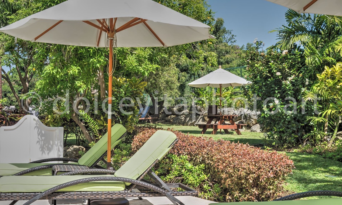 Mullins Villa | Villa Azure is in a prime location on the dazzling West Coast of Barbados.