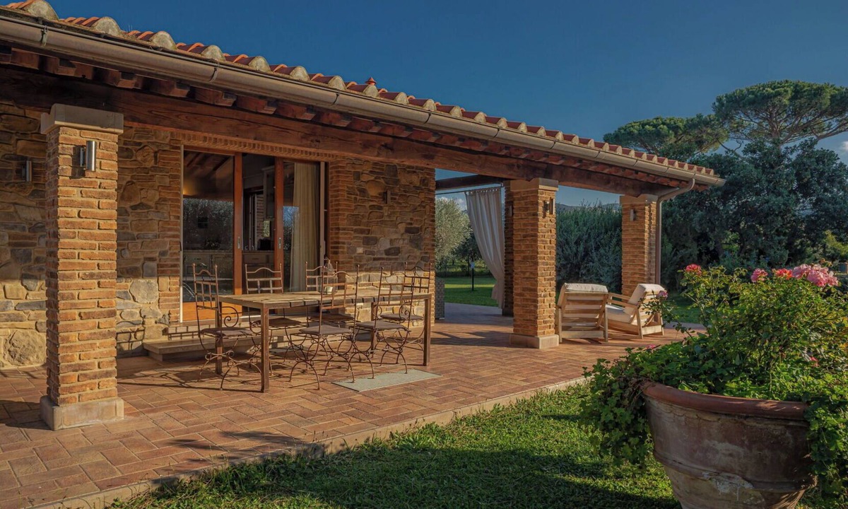 Castagneto Carducci Villa | Villa Bolgheri Vermentino Castagneto Carducci