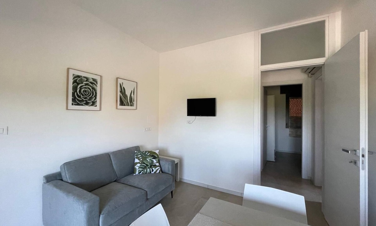 Rosolina Mare Apartment | Villa Jolanda apartment central area 150 mt from the sea