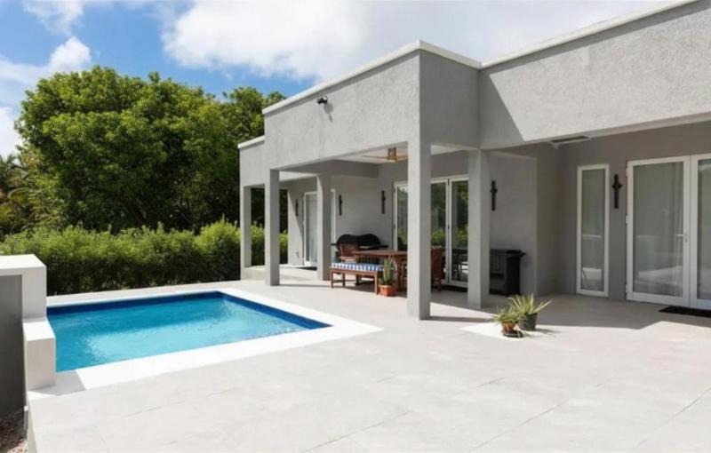 Deanes Villa | West Coast Modern Villa with Pool