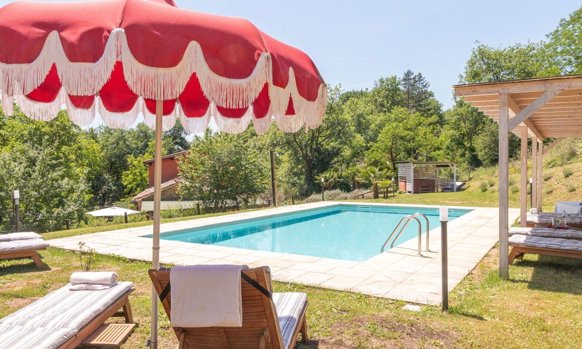 Cicogna Villa | Wonderful private villa for 10 guests with private pool, WIFI, A/C, TV, patio and pets allowed
