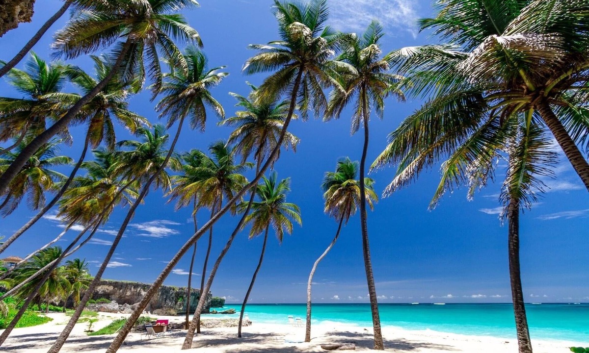 Apple Hall Villa | Your own private villa, just a short stroll from beautiful Bottom Bay beach