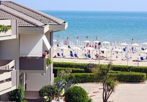 Apartment Green Marine- Palme- Ismare-7 by Interhome