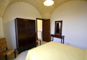 Borgo Salino E, fully refundable with voucher*: A characteristic and welcoming apartment in the characteristic style of the Apulian countryside, with Free WI-FI. in Diso
