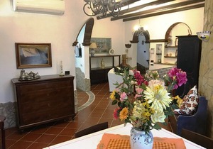 Prestigious Villa with 5/9 beds a few steps from the sea of ​​Fontane Bianche in Fontane Bianche