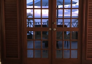 The Wicket, White Sands - West Coast Beachfront, Sun Terrace, Penthouse, Full AC