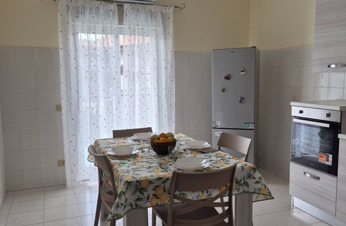 Trappitello Apartment | 100 m² apt with free parking over the citrus garden– for families in Trappitello