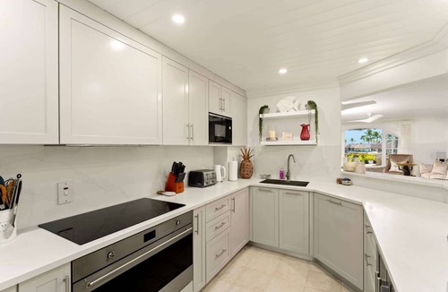 Six Mens Villa | 103 Port St. Charles in St Peter by Personal Villas - Direct Beach Access