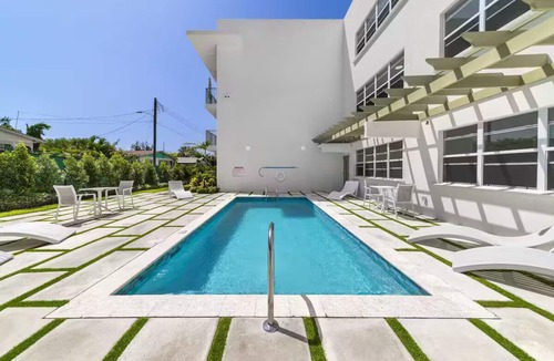 Speightstown Condo | 2BR 2BR West Coast Condo, Pool, Rooftop, Beaches, Restaurants - Coral Beach 101