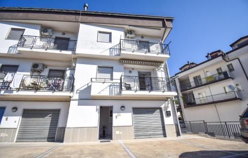 Mercato House | 3 Bedroom Cozy Home In Giffoni Valle Piana