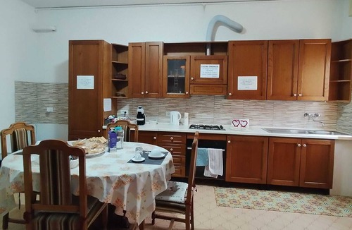 Cotignola Bed & Breakfast | 3 km from Maria Cecilia Hospital, La Casetta Di Cotignola BnB