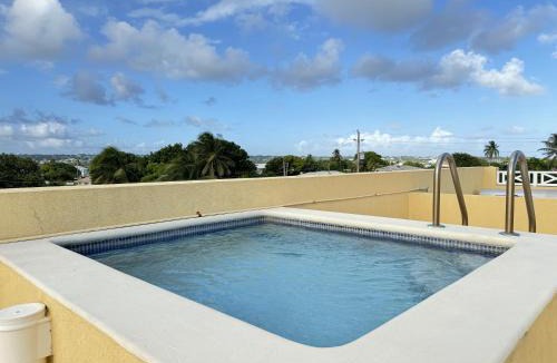 Green Garden Apartment | 8 Coral Haven