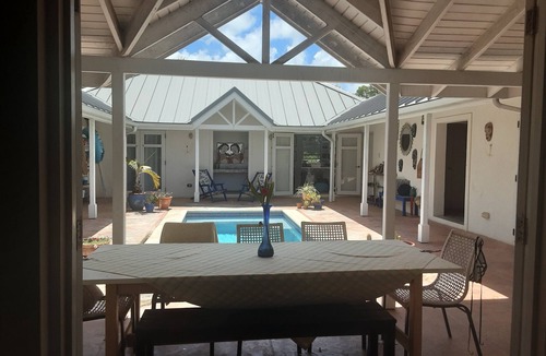 Hopefield Bed & Breakfast | A Hidden Bed & breakfast with live-in host Private, Peaceful with Plunge pool.