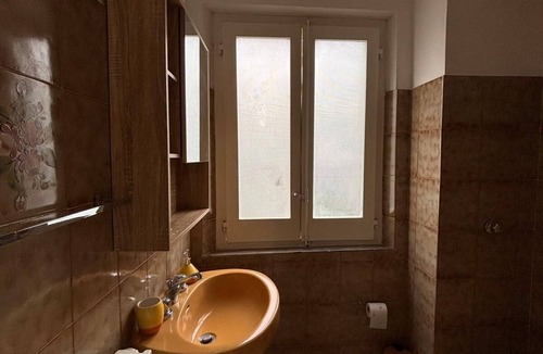 Roccascalegna House | Ai Piedi di un Bellissimo Castello una Casa Fornita di Tutti i Comfort
