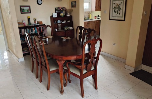 Garrison Historic Area Apartment | Airy Hastings Apartment. Two Relaxing Seaview Balconies. Super secure.