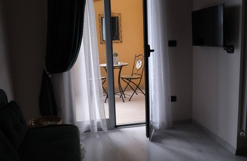 Acerra Apartment | Altamu Guesthouse Total comfort for up to 4 guests