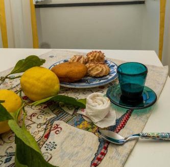 Pontone Apartment | Amalfi Coast Ncopp' a' Scalinatella Pontone holiday house