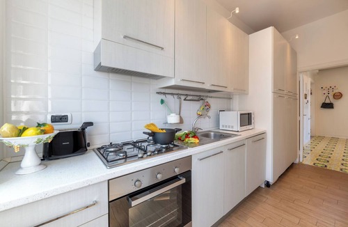 Sorrento City Centre Apartment | Amazing apt with breathtaking seaview&Vesuvius in Sorrento center near the beach