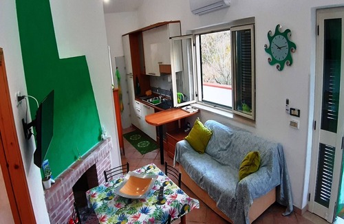Laureana Cilento House | Amazing Home in Campania