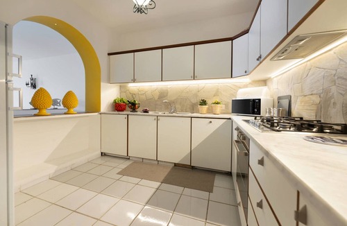 Massa Lubrense Villa | AMORE RENTALS - Villa del Sole with Sea View, Direct Sea Access, Parking and Air Conditioning