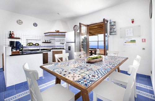 Nerano Villa | AMORE RENTALS - Villa The Phoenix with Private Swimming Pool, Sea View, Terrace and Parking