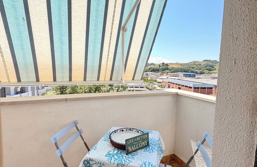 Silvi Marina Apartment | ANGOLO AZZURRO Holiday Home | Beach 500 m away, Wi-Fi, Free Parking ⭐