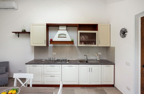 Bomerano Apartment | Apartment 'Angelica' with Mountain View, Wi-Fi and Air Conditioning