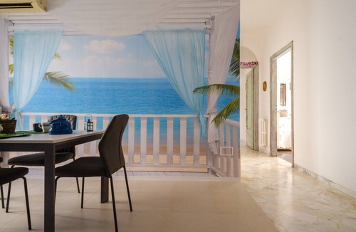 Brindisi Apartment | Apartment 'Il Posto del Cuore' close to City Centre with Terrace & A/C