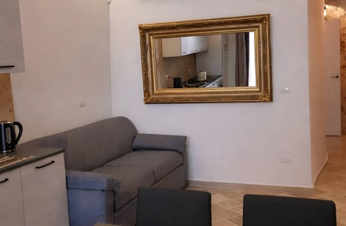 SantʼAgata di Puglia Apartment | Apartment 'Cafuorchie - Arco Pronti' with Mountain View, Wi-Fi and Air Conditioning