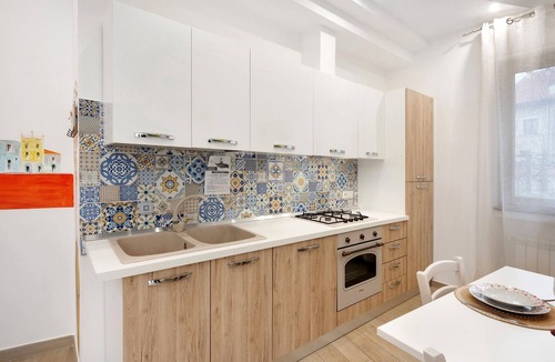 San Lazzaro Apartment | Apartment 'La Via Delle Stelle' with Mountain View, Wi-Fi and Air Conditioning