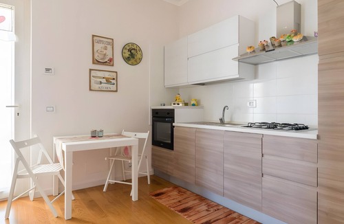 Municipio 1 Apartment | Apartment 'Torre Di Specchio 2' - Papaveri with pool, Wi-Fi and air conditioning
