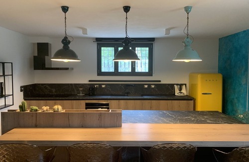 Sasso Marconi House | Apartment with garden