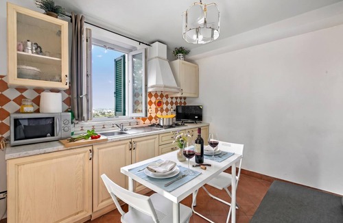 Ripa-Pozzi-Ponterosso Apartment | Appartamento Miramare - Amazing View in Versilia, Seravezza, Italy