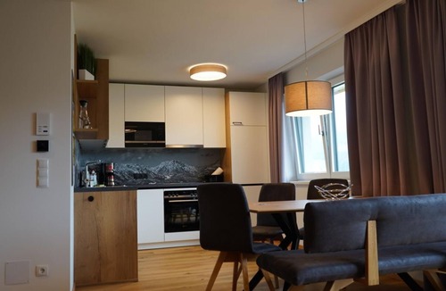 Atripalda Apartment | Appartement 3 mit 2 Schlafzimmer, Bad, 2 WC - SUN Hill Appartements
