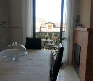 Laviano House | ARIA DI MONTAGNA - casa vacanze Laviano