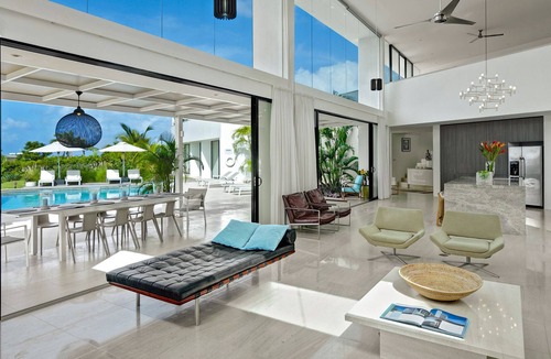 Weston Villa | Atelier House in St James by Personal Villas - Contemporary Ridge-Front Holiday