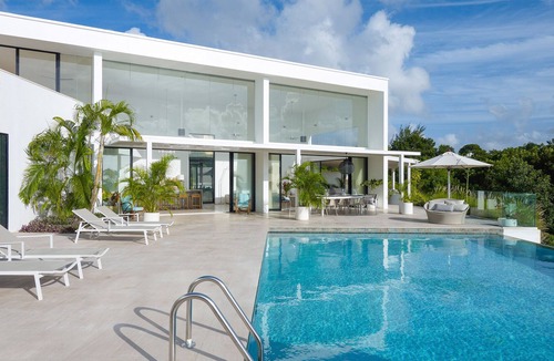 Weston Villa | Atelier House in St James by Personal Villas - Contemporary Ridge-Front Holiday