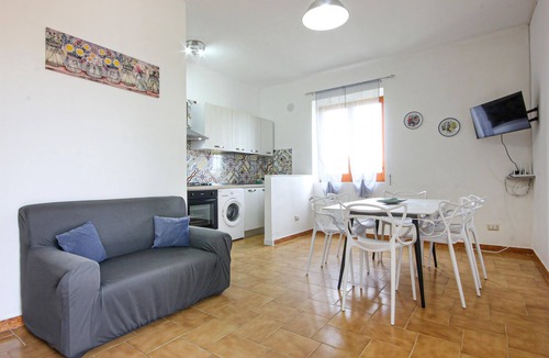 Casal Velino Apartment | Awesome apartment in Casal Velino with WiFi
