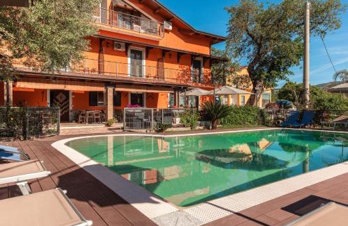 Roccadaspide Bed & Breakfast | B&B La Mortella