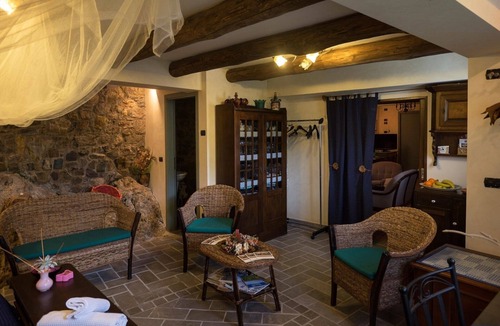 Brienza Bed & Breakfast | B&B La Voce del Fiume: "Ruby" suite