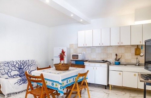 Alberese Apartment | Basement studio Apartment with Terrace, Garden and Shared Pool