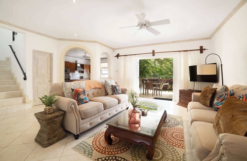 Mount Brevitor Condo | Battaleys Mews 22 – Colonial Elegance Near Mullins Beach, Barbados