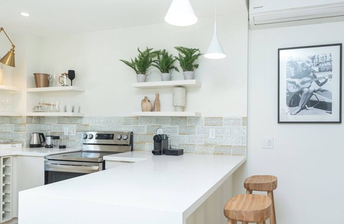 Saint Peter Parish Apartment | Beach Happy Schooner Bay 109 - by ZenBreak