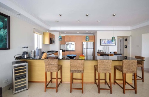 Saint Matthias Apartment | Beachfront Paradise | Private Penthouse for Two
