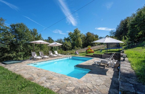 Monastero Bormida Apartment | Beautiful apartment for 2 guests with WIFI, pool and TV
