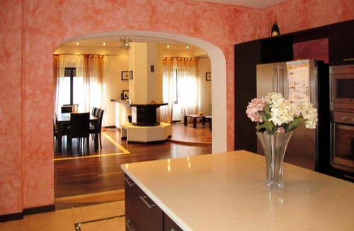 Casoli Apartment | Beautiful apartment for 6 people with WIFI, hot tub, pool, TV and patio