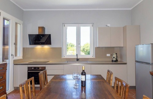 Cecina House | Beautiful private villa for 8 people with WIFI, private pool, A/C, patio and pets allowed