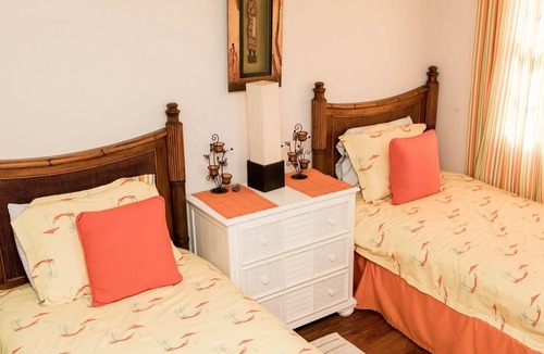 Vuemont Apartment | Beautiful Two Bedroom Two Bathroom Apartment