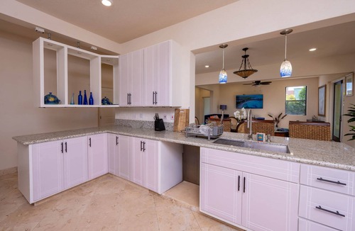 Below Rock House | BK Villas Light House 4br/4ba sleeps 8